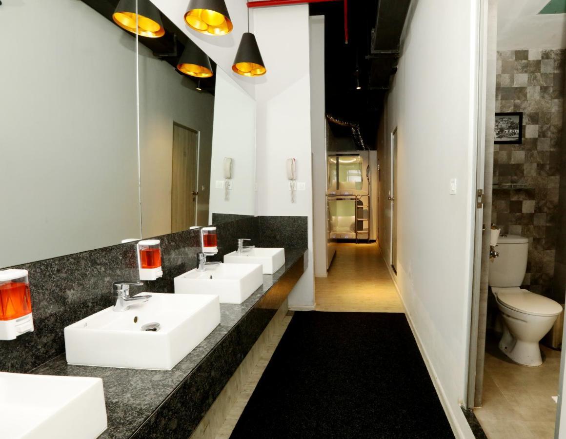 Urbanpod Hotel Мумбаи Экстерьер фото