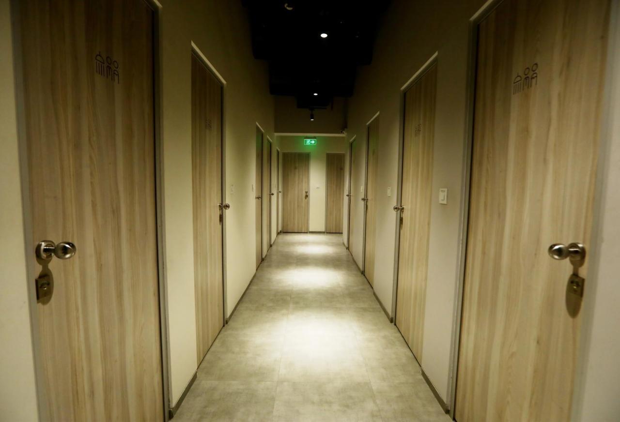Urbanpod Hotel Мумбаи Экстерьер фото